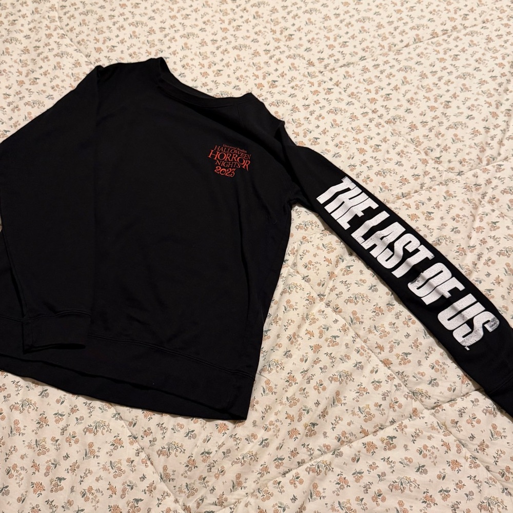 Universal Studios Halloween Horror Night Tee View 5